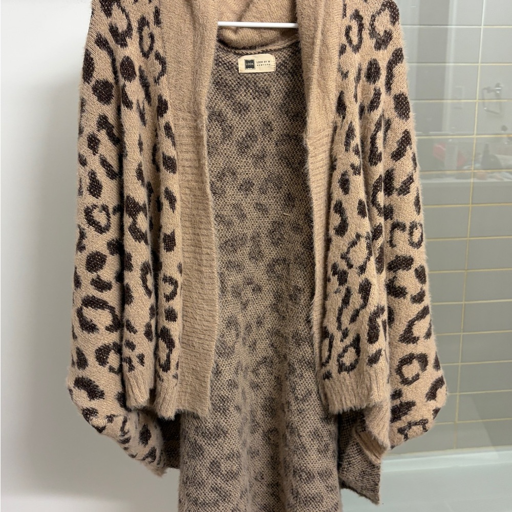 Chic Leopard Print Cardigan Sweater